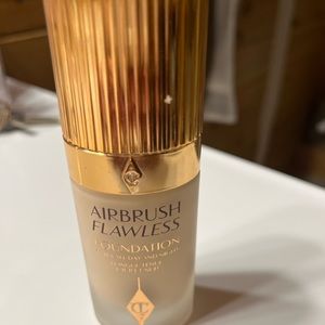 Charlotte Tilbury Airbrush Flawless Foundation